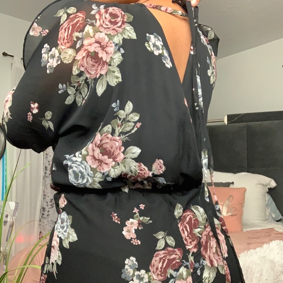 Floral Romper - Picture 3 of 3